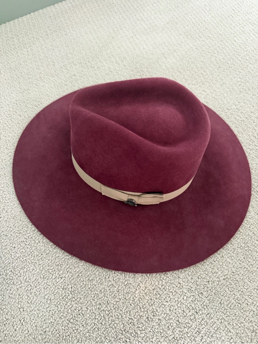 Charlie Horse NWT Women's Burgundy Highway Hat